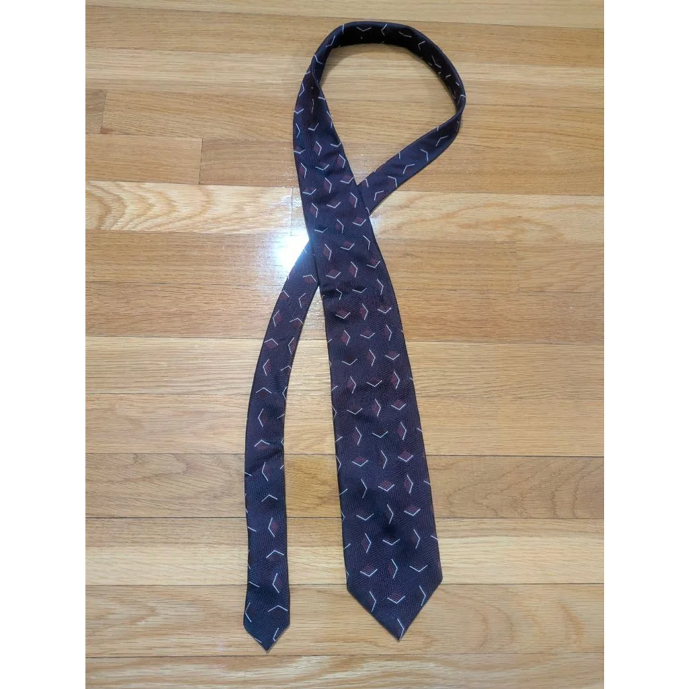 Barneys New York Navy Burgundy Geometric Silk Tie
